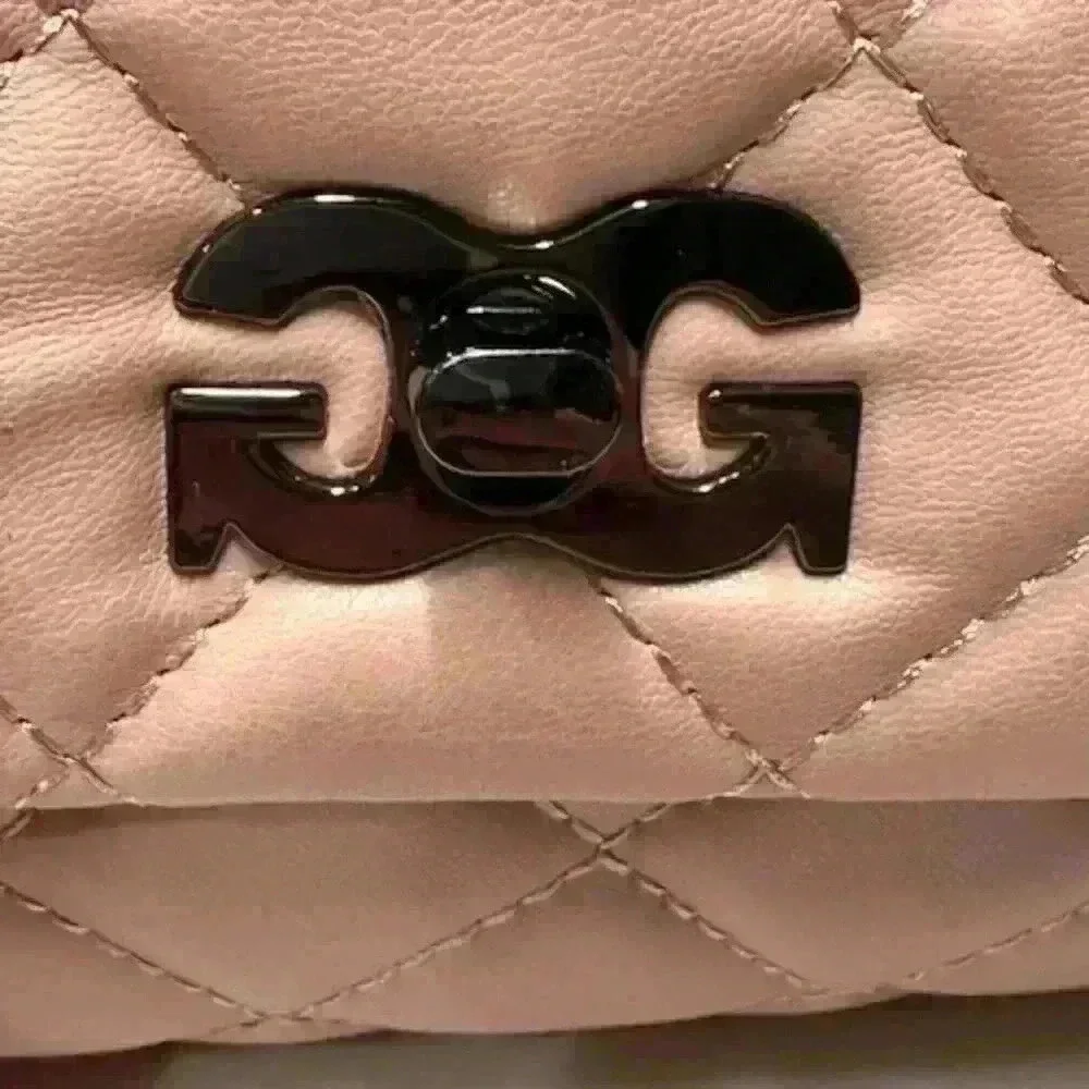 NWT GILDA PARIS GGH-521 Quilted Messenger Shoulder Bag in Blush